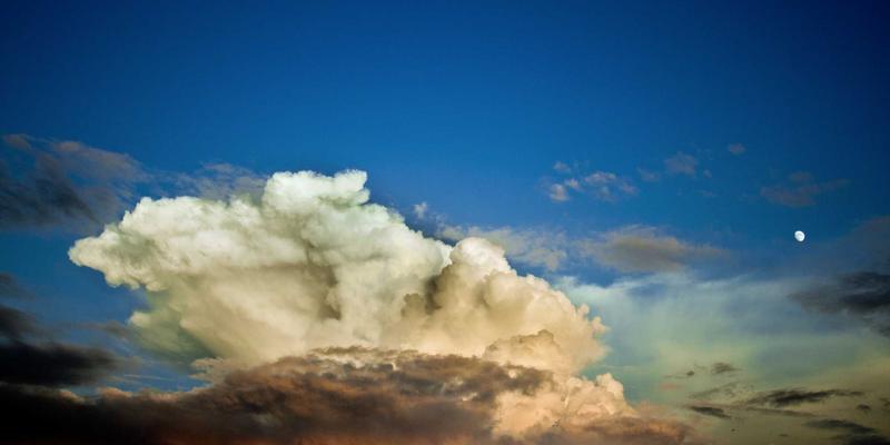 概念艺术与先锋时尚的融合：马可图奇如何用数字制造重塑意大利手工技艺未来