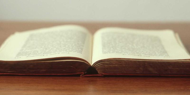 马可图奇：先锋时尚设计师如何用声音可视化技术驱动时装生成革命